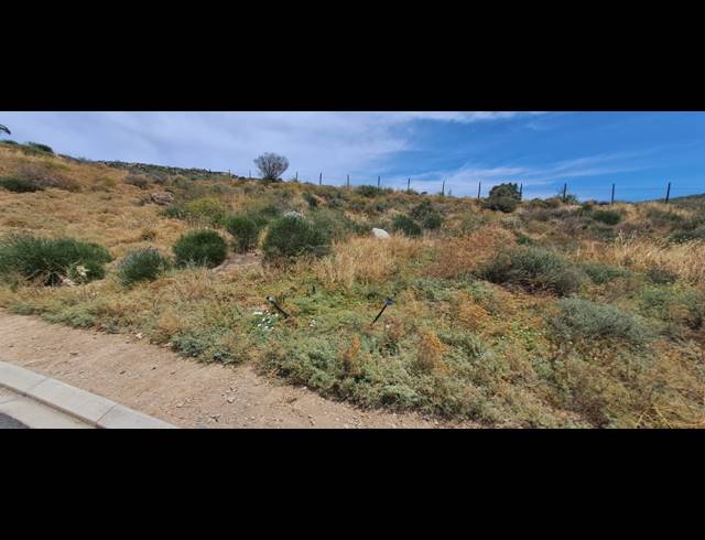 445M² VACANT LAND FOR SALE IN ST HELENA VIEWS